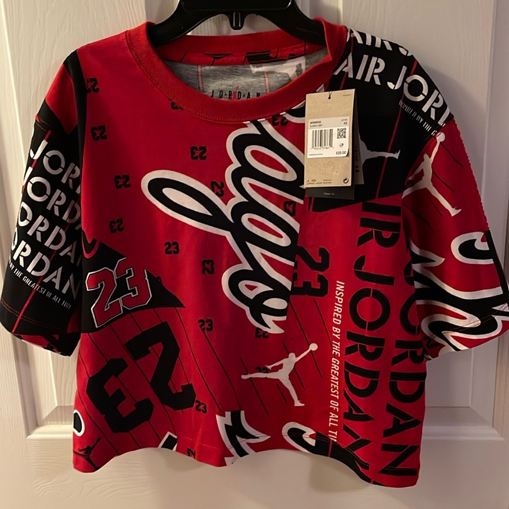 Womens Jordan cropped shirt